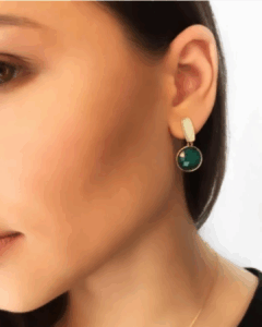 Brinco em Esmeralda e Ródio Branco
